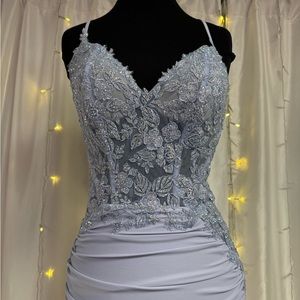 La femme 32139 size 10 light periwinkle NWT